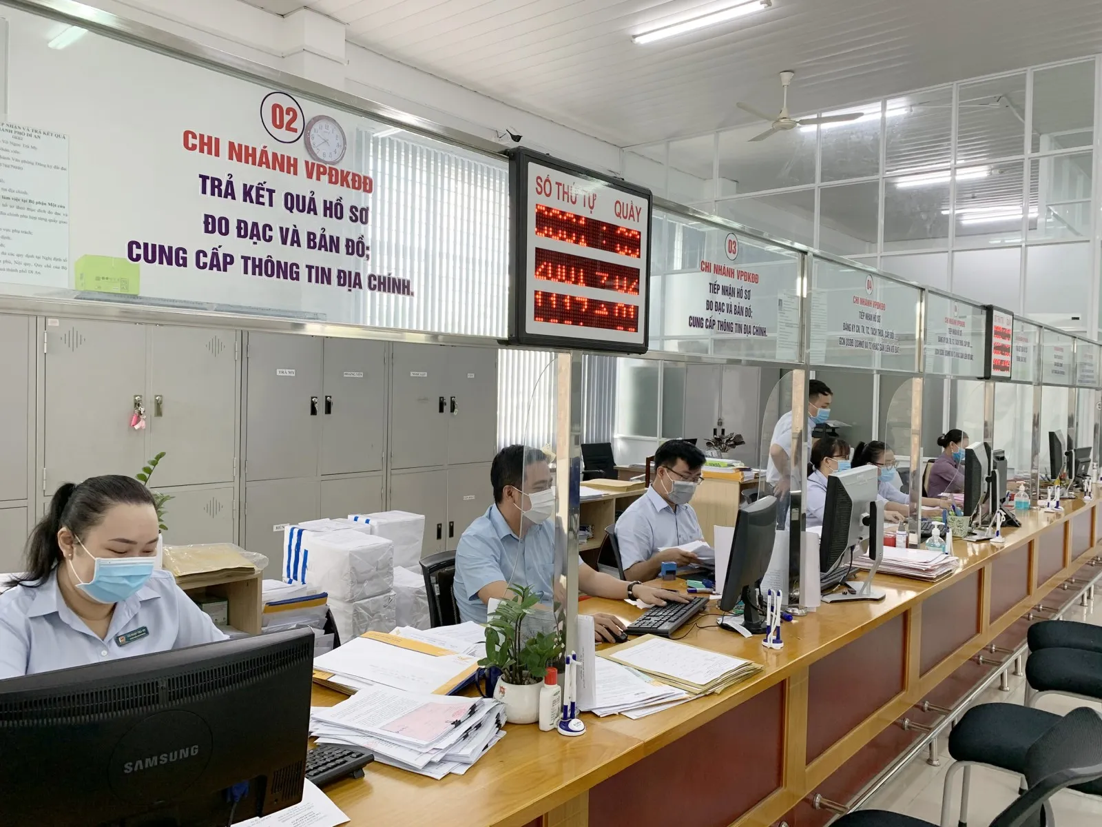 Bộ phận một cửa hỗ trợ làm sổ đỏ cũ sang sổ mới tại Thái Nguyên