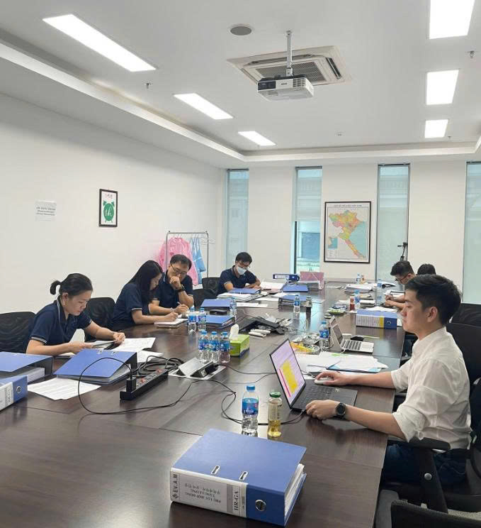 Chuyên gia thực hiện tư vấn pháp luật thường xuyên về an toàn thực phẩm