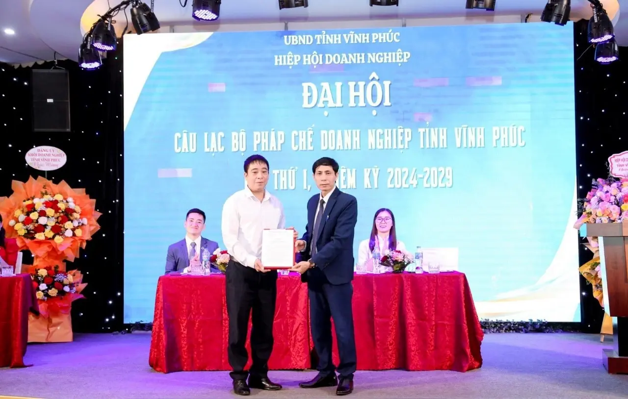 Đại Hội Câu lạc bộ Pháp chế Doanh nghiệp tỉnh Vĩnh Phúc Đại Hội Câu lạc bộ Pháp chế Doanh nghiệp tỉnh Vĩnh Phúc