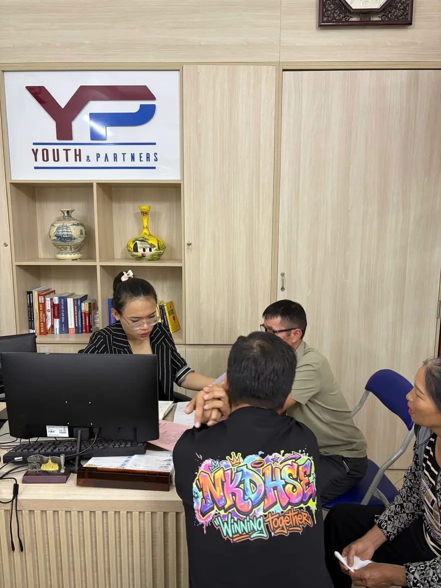 Y&P Law Firm cung cấp dịch vụ luật sư tư vấn hợp đồng chuyên nghiệp. Tìm hiểu ngay hồ sơ cần gửi, cách thức thực hiện, mức chi phí và thời gian nhận kết quả.