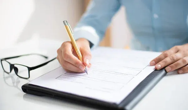 Dịch vụ tư vấn  thường xuyên của Y&P rà soát hợp đồng