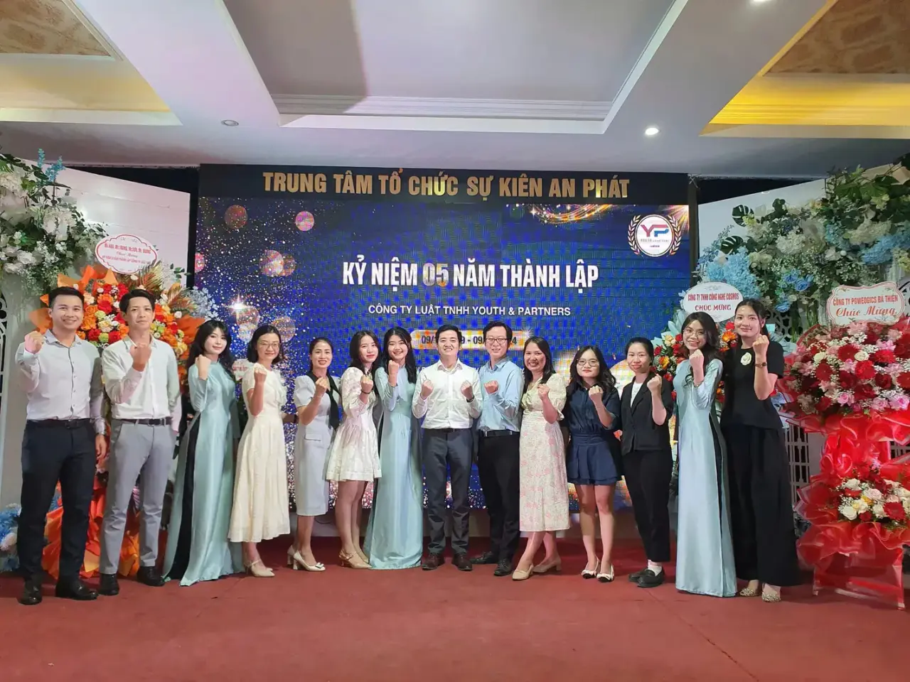 Đội ngũ cung cấp dịch vụ pháp chế thuê ngoài của Y&P Law Firm Đội ngũ cung cấp dịch vụ pháp chế thuê ngoài của Y&P Law Firm