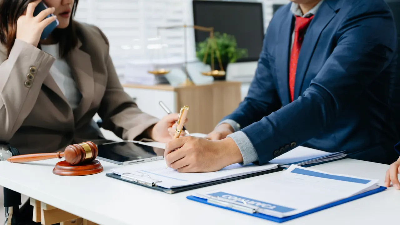 Hướng dẫn thẩm định hồ sơ pháp lý của doanh nghiệp Hướng dẫn thẩm định hồ sơ pháp lý của doanh nghiệp