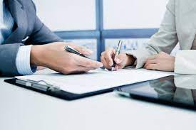 Ký hợp đồng tư vấn pháp lý thường xuyên