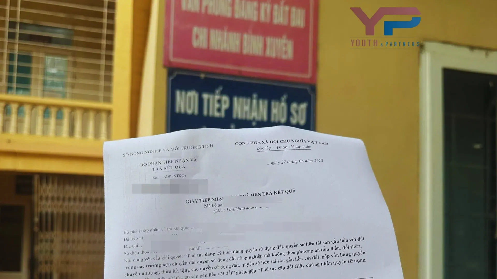 Luật sư đất đai sẽ hỗ trợ làm việc với cơ quan nhà nước