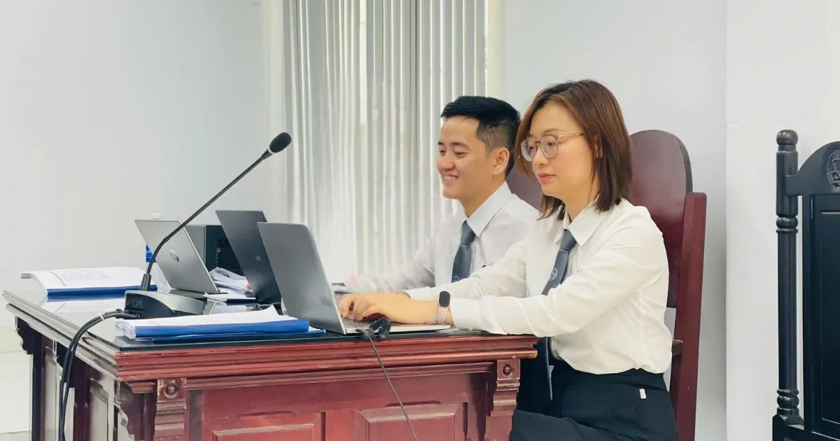 Luật sư lao động của YP tham gia vụ án tranh chấp lao động Luật sư lao động của YP tham gia vụ án tranh chấp lao động