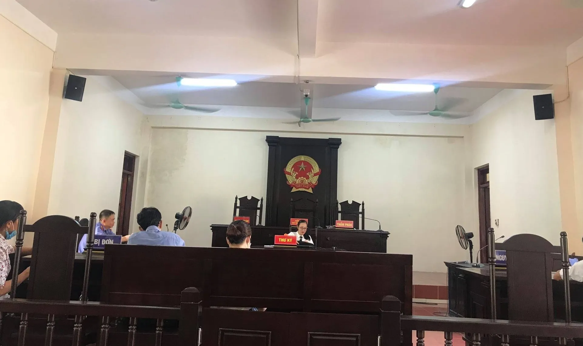 Luật sư Phú Thọ tham gia giải quyết vụ án ly hôn có yếu tố nước ngoài