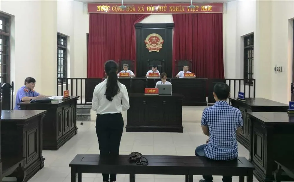 Luật sư tư vấn hôn nhân gia đình tham gia phiên tòa ly hôn 2025
