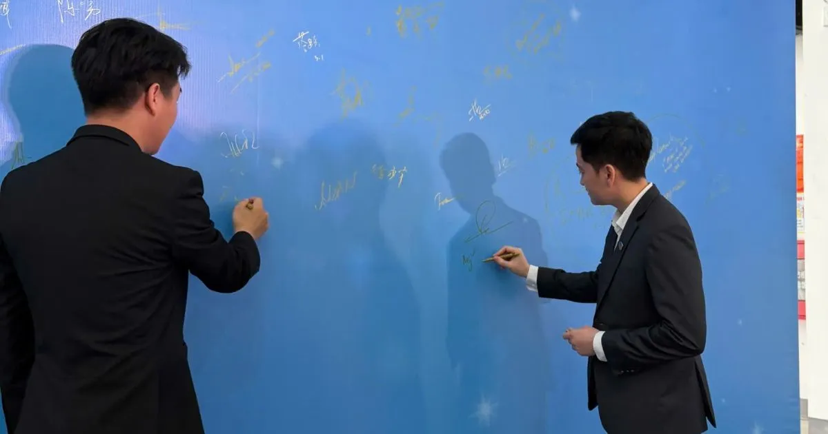 Luật sư tư vấn pháp luật thường xuyên của YP ký tặng doanh nghiệp Luật sư tư vấn pháp luật thường xuyên của YP ký tặng doanh nghiệp