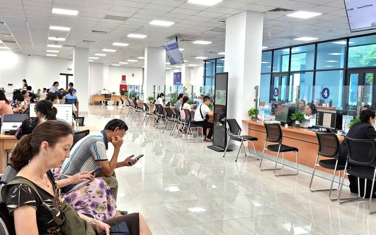 Nộp hồ sơ xin cấp giấy phép kinh doanh vận tải tại hành chính công Nộp hồ sơ xin cấp giấy phép kinh doanh vận tải tại hành chính công