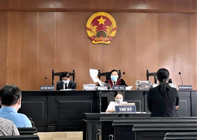 Xét xử xử lý kỷ luật sa thải người lao động tại Tòa án Xét xử xử lý kỷ luật sa thải người lao động tại Tòa án